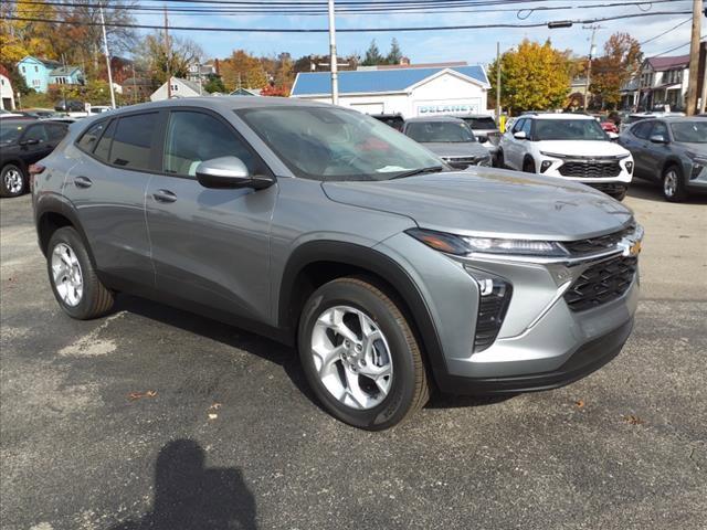 2025 Chevrolet Trax Vehicle Photo in INDIANA, PA 15701-1897