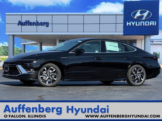 2025 Hyundai SONATA Vehicle Photo in O'Fallon, IL 62269