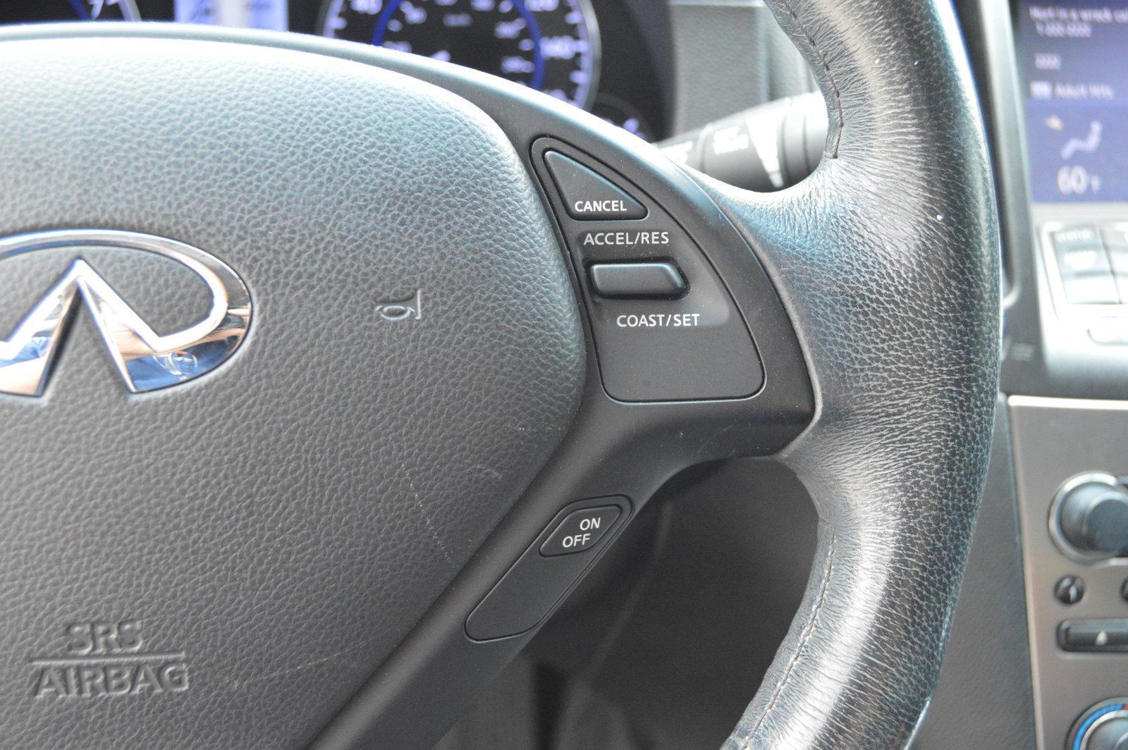 2015 INFINITI Q40 Vehicle Photo in Houston, TX 77090