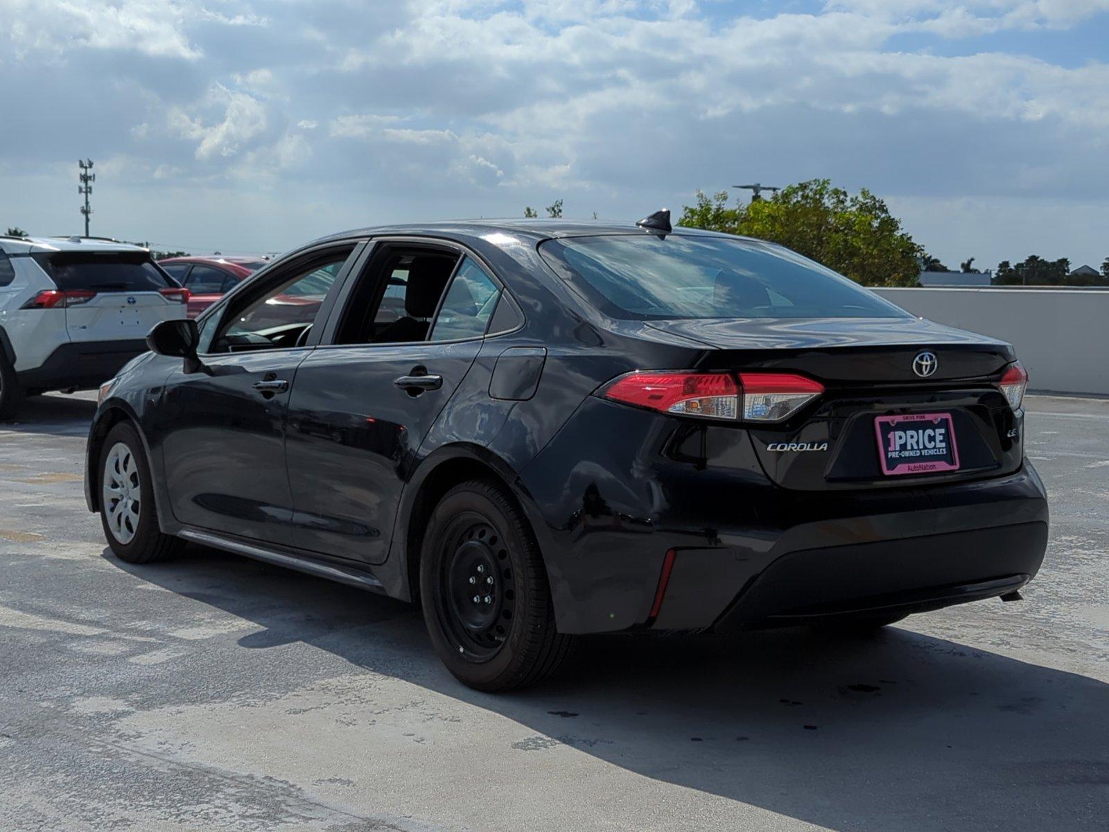 2021 Toyota Corolla Vehicle Photo in Ft. Myers, FL 33907