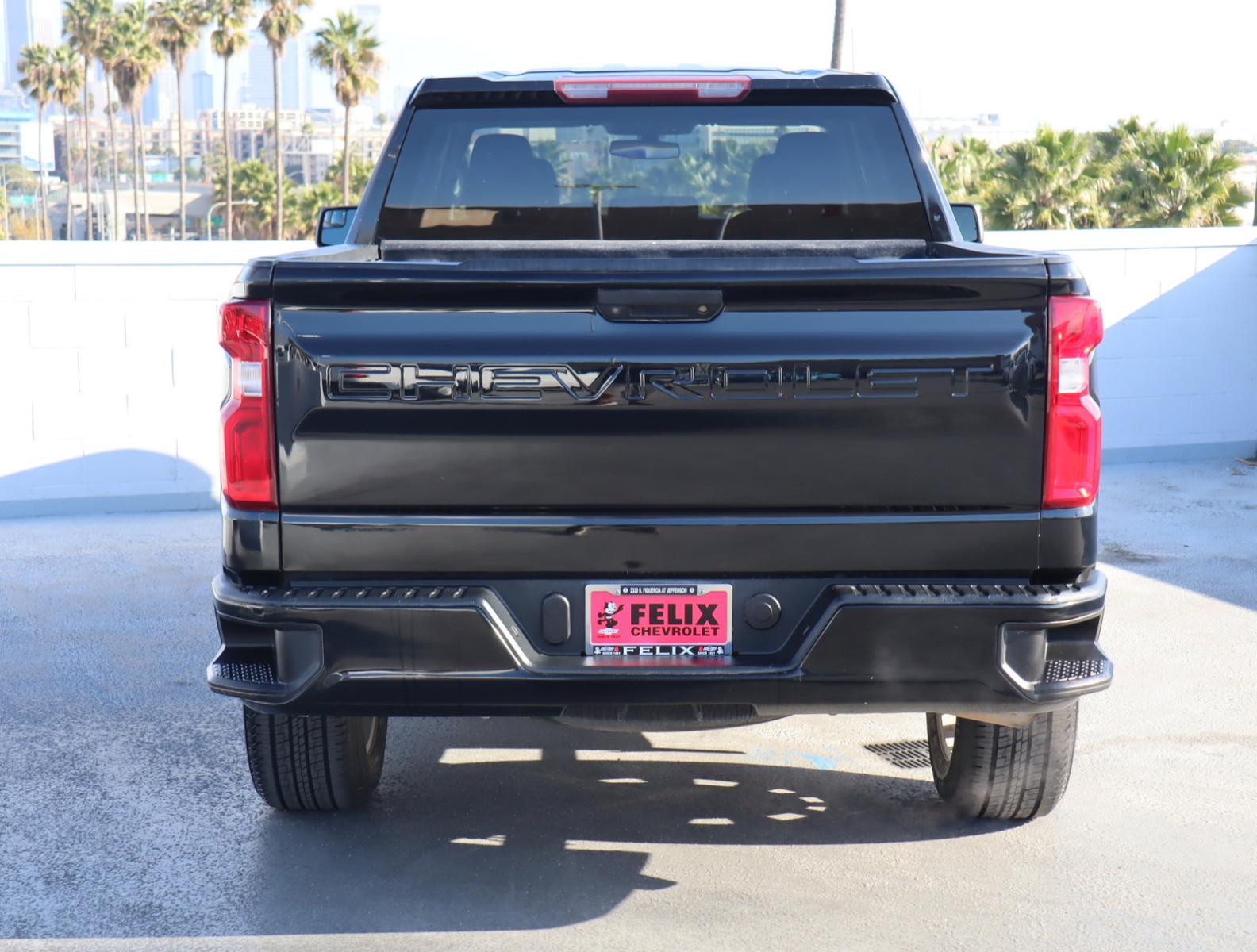 2019 Chevrolet Silverado 1500 Vehicle Photo in LOS ANGELES, CA 90007-3794