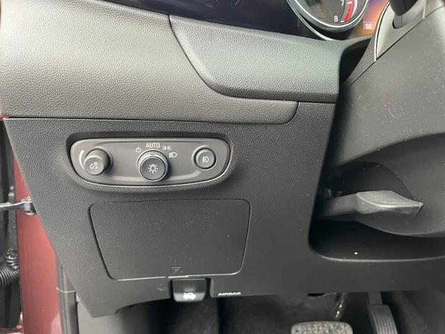 2022 Buick Encore GX Vehicle Photo in INDIANAPOLIS, IN 46227-0991