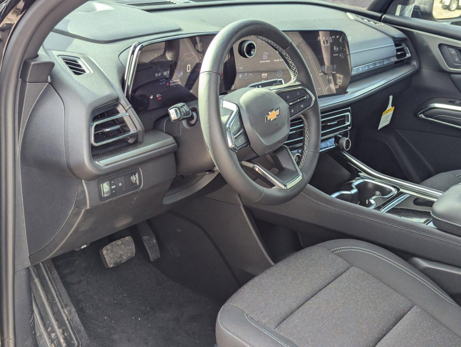 2024 Chevrolet Traverse Vehicle Photo in PEMBROKE PINES, FL 33024-6534