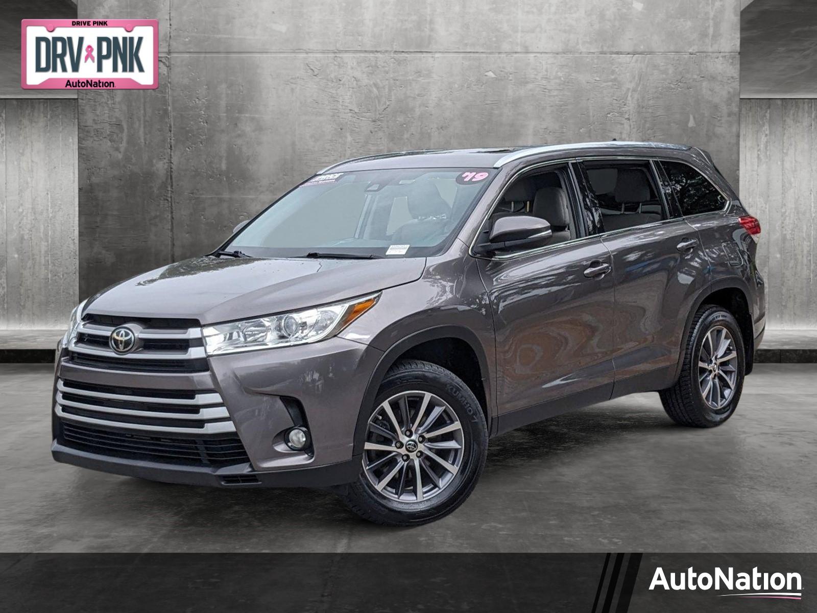 2019 Toyota Highlander Vehicle Photo in Clearwater, FL 33764