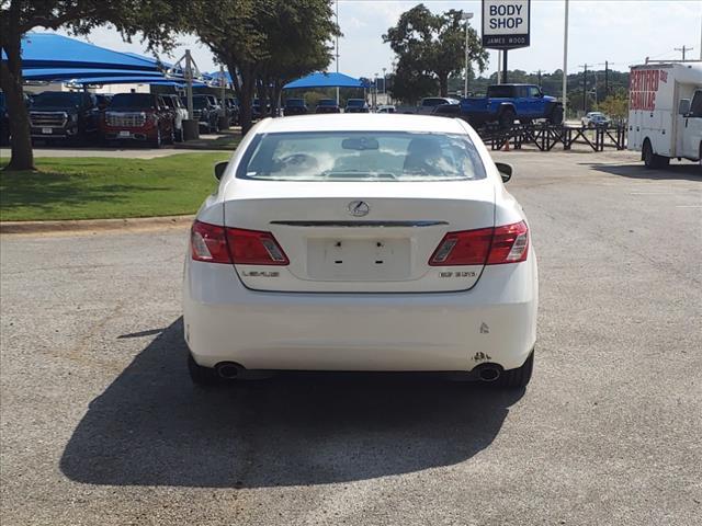 2007 Lexus ES 350 Vehicle Photo in Denton, TX 76205