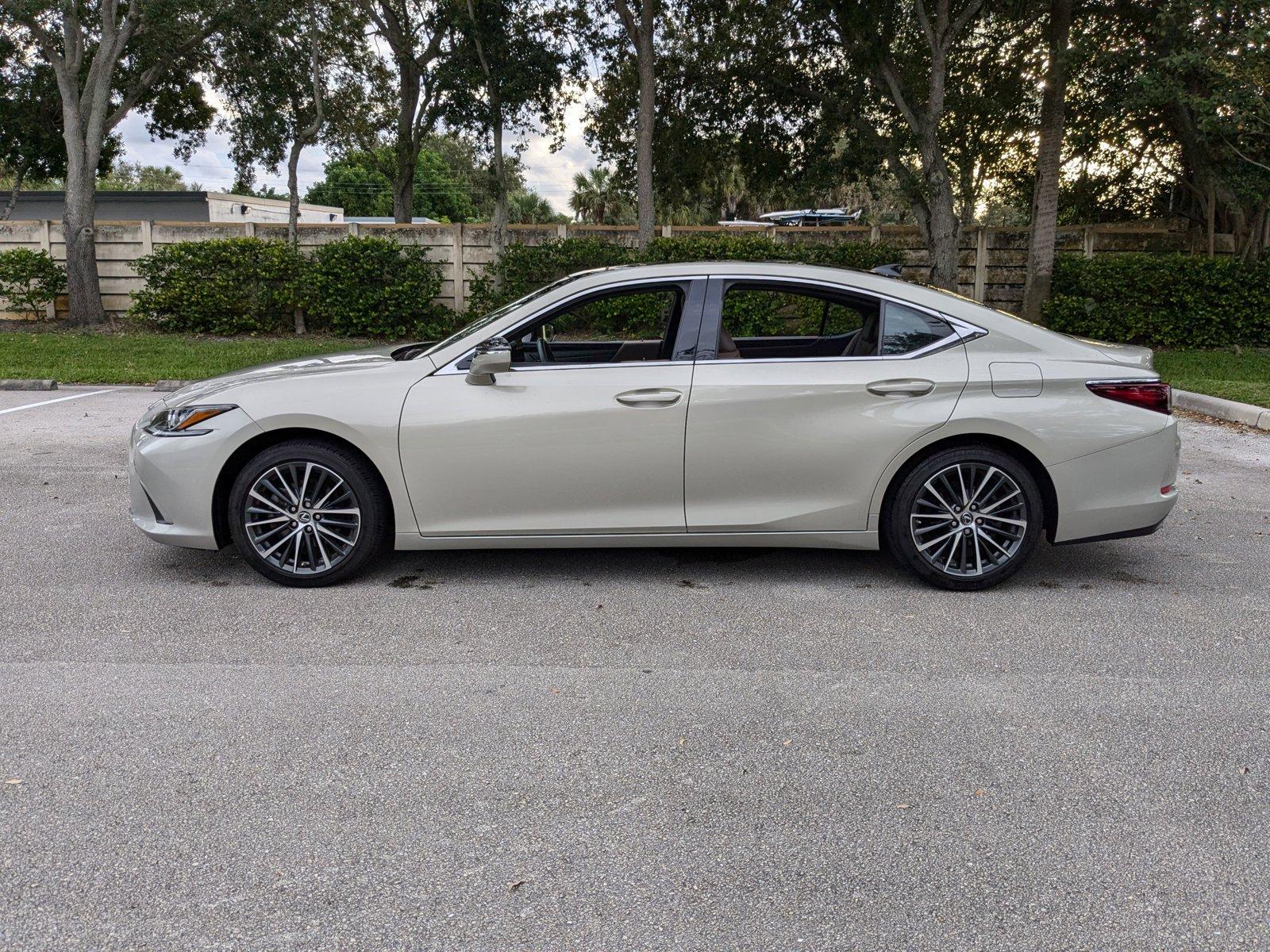 2022 Lexus ES 350 Vehicle Photo in West Palm Beach, FL 33417