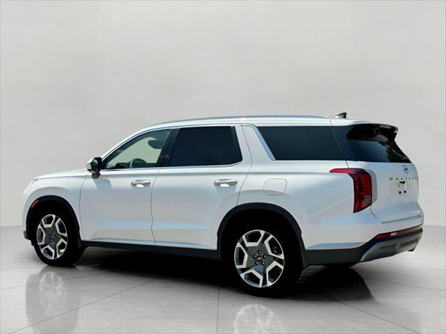 2025 Hyundai PALISADE Vehicle Photo in Green Bay, WI 54304