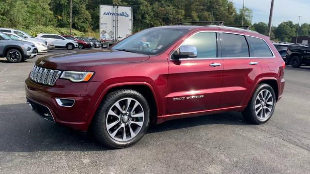 2017 Jeep Grand Cherokee Vehicle Photo in MOON TOWNSHIP, PA 15108-2571