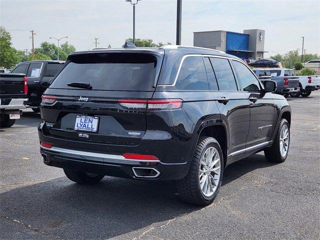 2022 Jeep Grand Cherokee Vehicle Photo in AURORA, CO 80011-6998