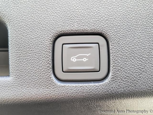 2024 Chevrolet Traverse Vehicle Photo in AURORA, IL 60503-9326