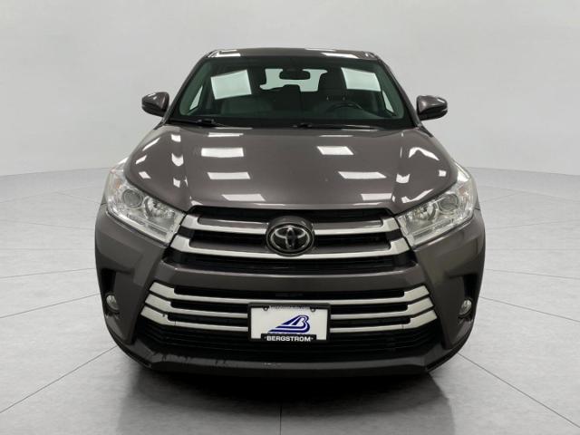 2018 Toyota Highlander Vehicle Photo in Appleton, WI 54913