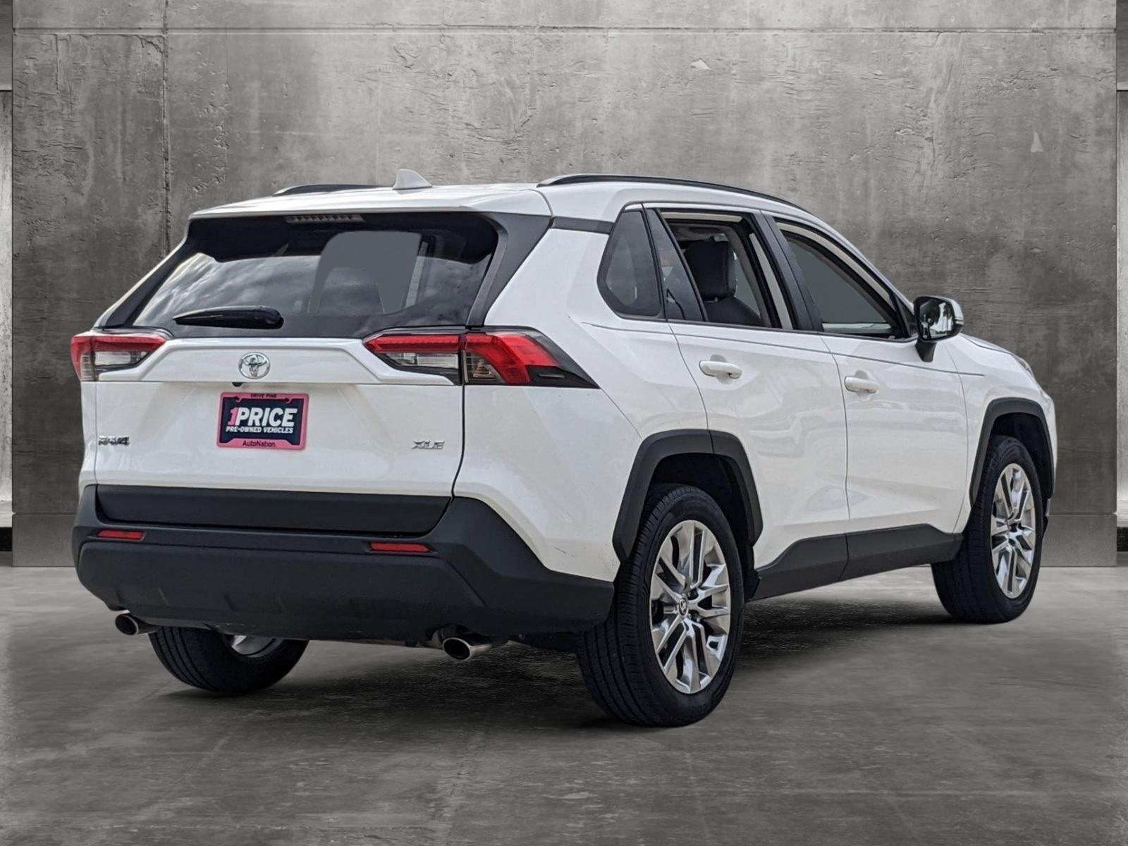 2020 Toyota RAV4 Vehicle Photo in Davie, FL 33331