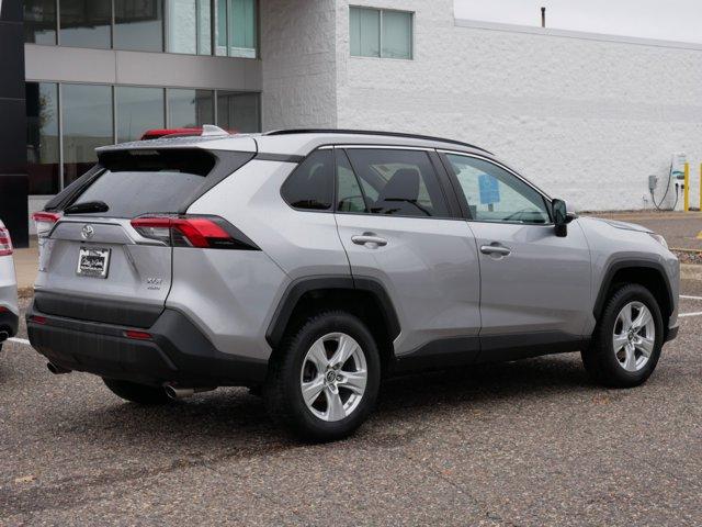 Used 2019 Toyota RAV4 XLE with VIN 2T3P1RFV1KW034966 for sale in Coon Rapids, MN