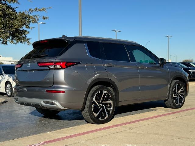 2022 Mitsubishi Outlander Vehicle Photo in Grapevine, TX 76051