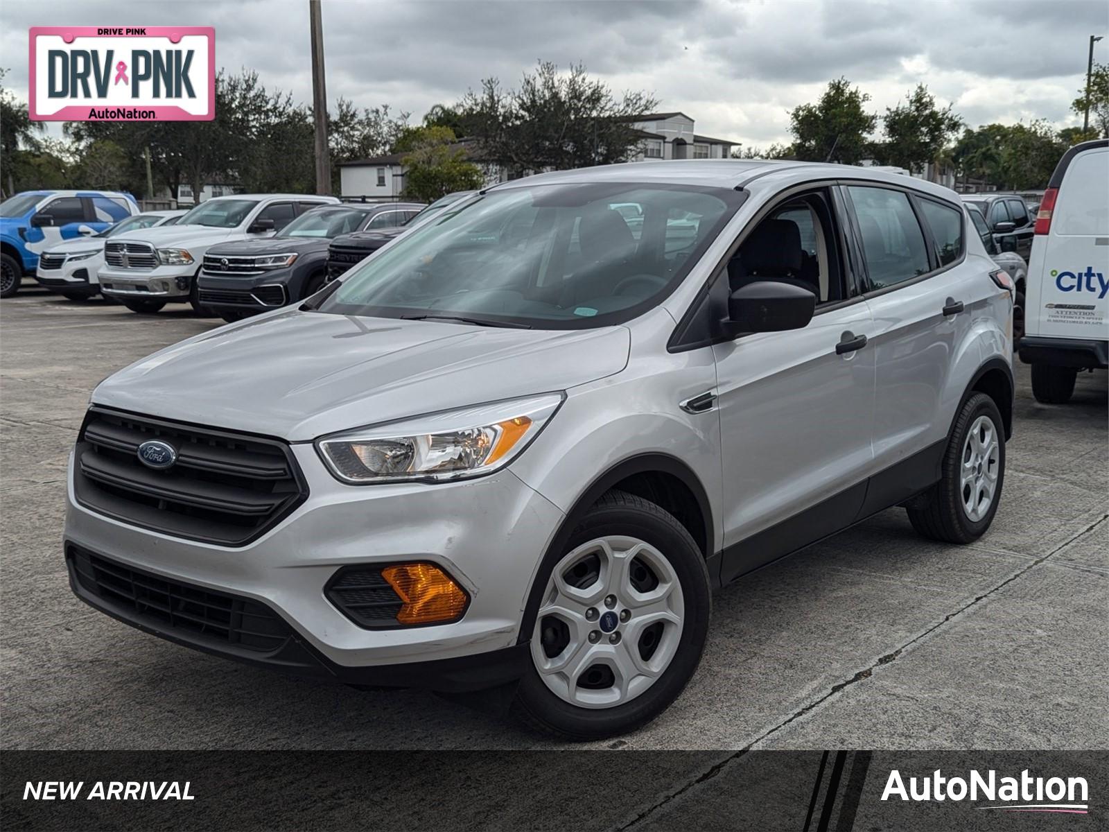 2017 Ford Escape Vehicle Photo in PEMBROKE PINES, FL 33024-6534