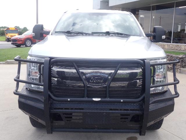 Used 2019 Ford F-250 Super Duty XLT with VIN 1FT7X2B66KEE87301 for sale in Chanute, KS