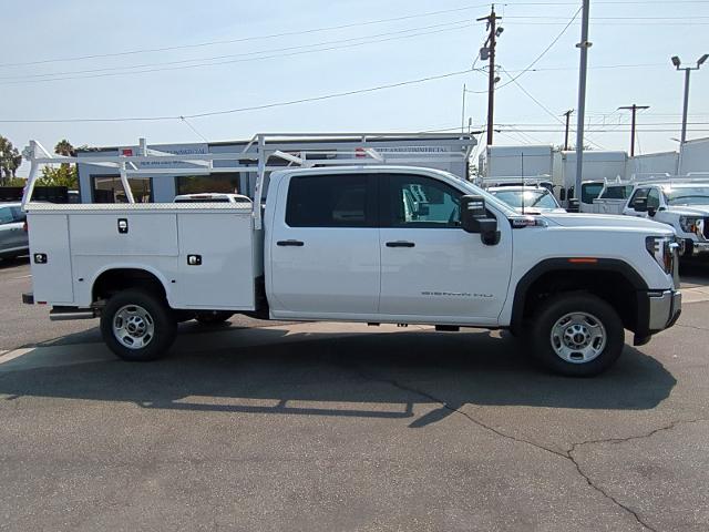 2024 GMC Sierra 2500 HD Vehicle Photo in PASADENA, CA 91107-3803