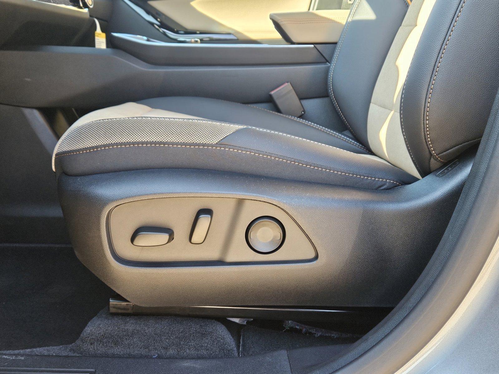 2025 Chevrolet Equinox Vehicle Photo in AMARILLO, TX 79103-4111