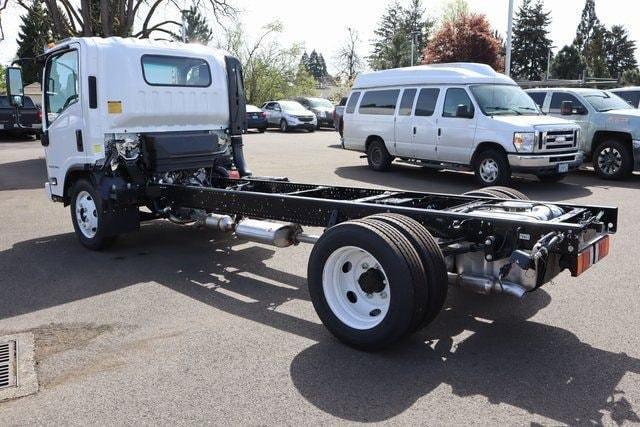 2024 Chevrolet Low Cab Forward Vehicle Photo in Salem, OR 97301