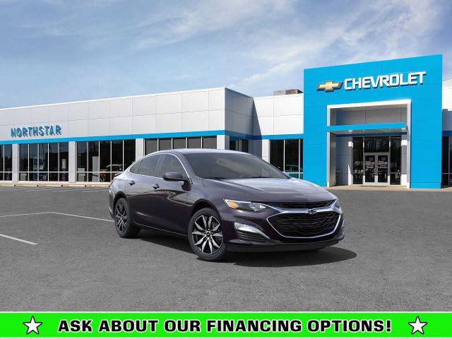 2025 Chevrolet Malibu Vehicle Photo in MOON TOWNSHIP, PA 15108-2571