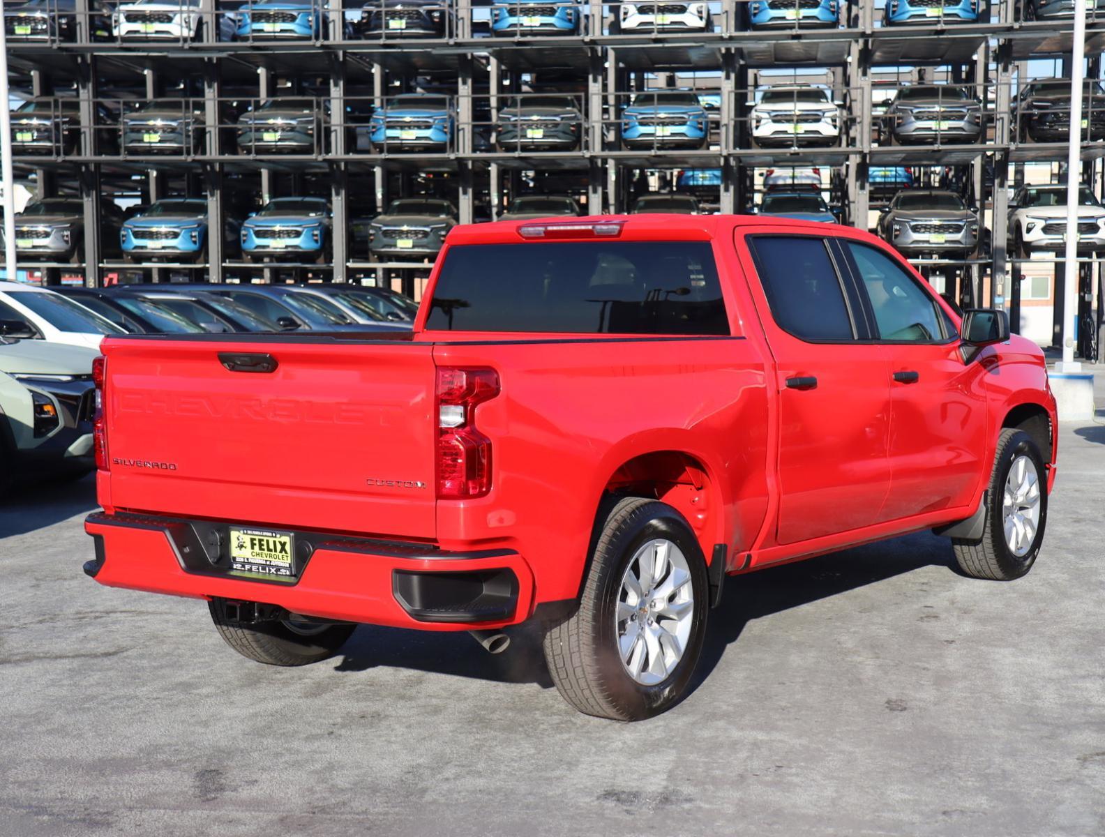 2025 Chevrolet Silverado 1500 Vehicle Photo in LOS ANGELES, CA 90007-3794