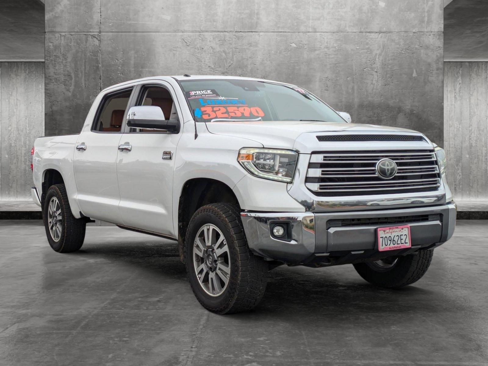 2018 Toyota Tundra 4WD Vehicle Photo in Clearwater, FL 33765