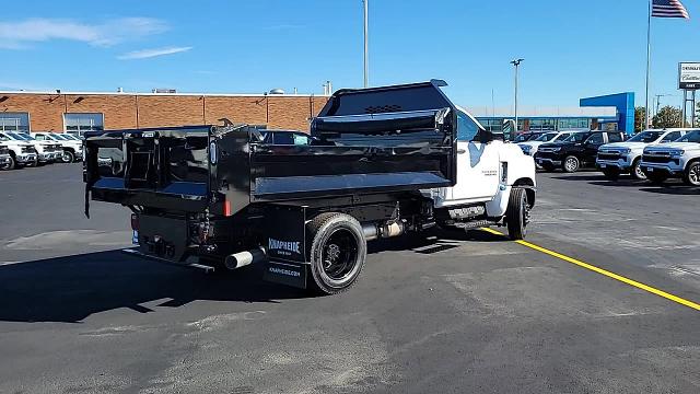 2024 Chevrolet Silverado Chassis Cab Vehicle Photo in JOLIET, IL 60435-8135