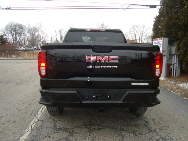 2024 GMC Sierra 1500 Vehicle Photo in PORTSMOUTH, NH 03801-4196