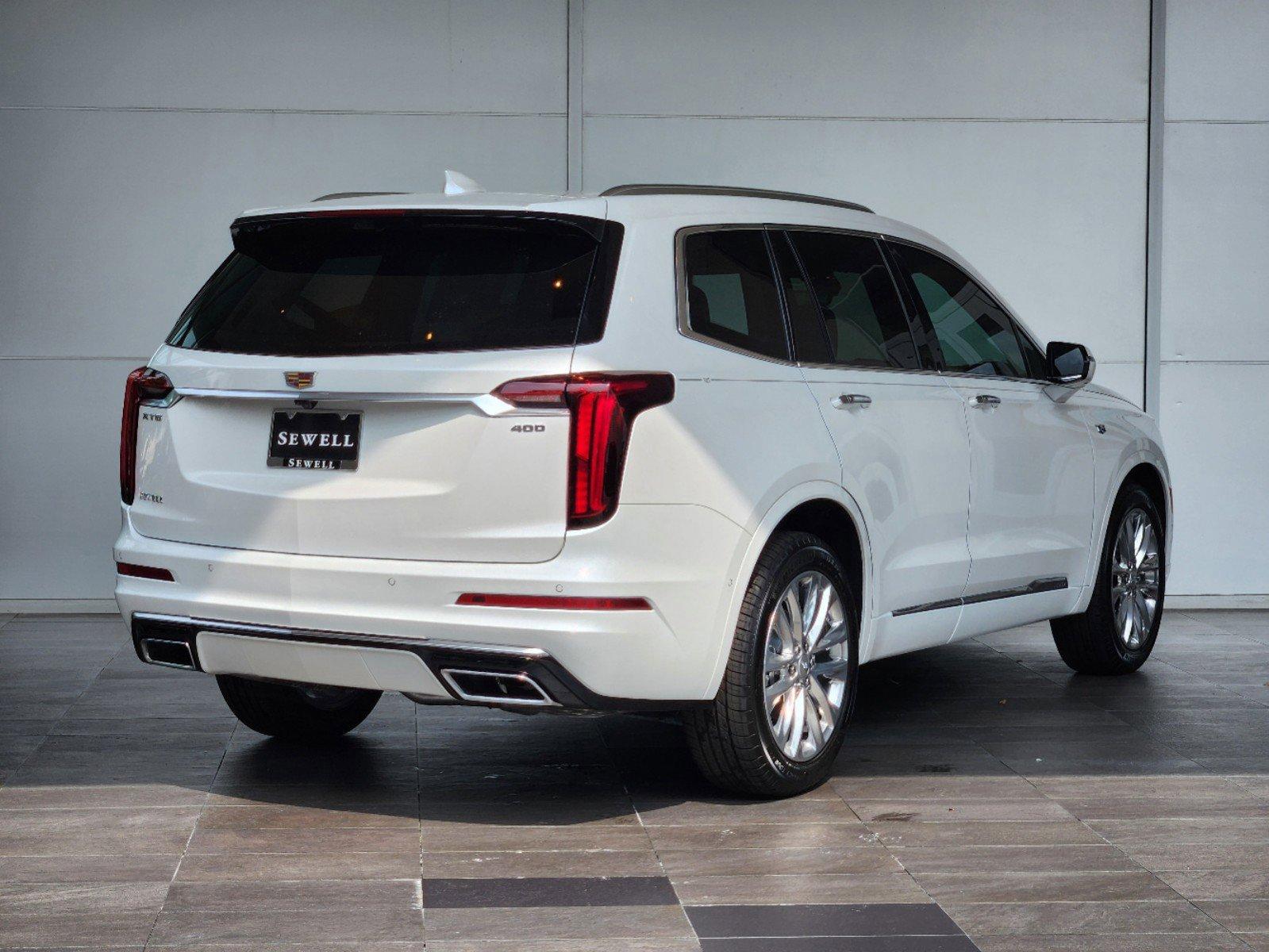 2024 Cadillac XT6 Vehicle Photo in HOUSTON, TX 77079-1502