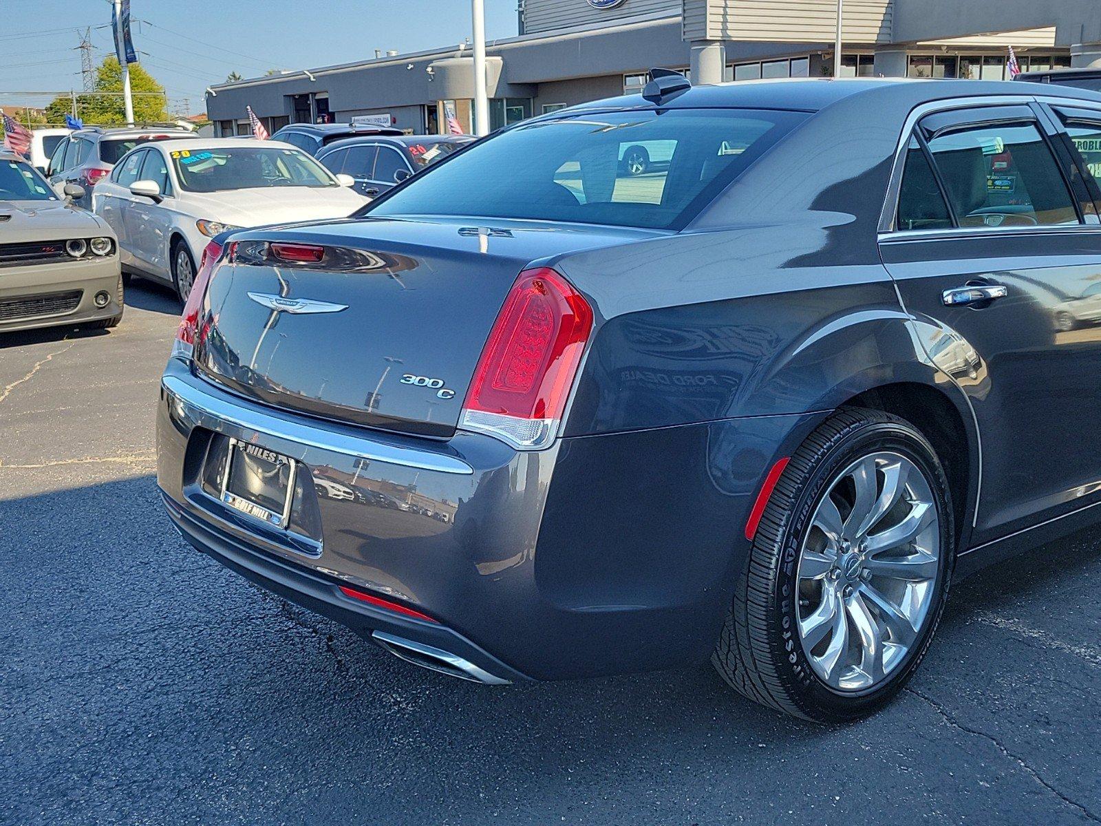 2015 Chrysler 300 Vehicle Photo in Saint Charles, IL 60174