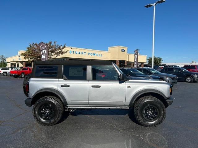 2024 Ford Bronco Vehicle Photo in Danville, KY 40422-2805