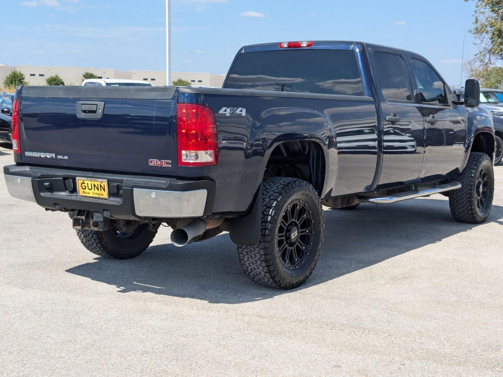 2011 GMC Sierra 2500 HD Vehicle Photo in Seguin, TX 78155