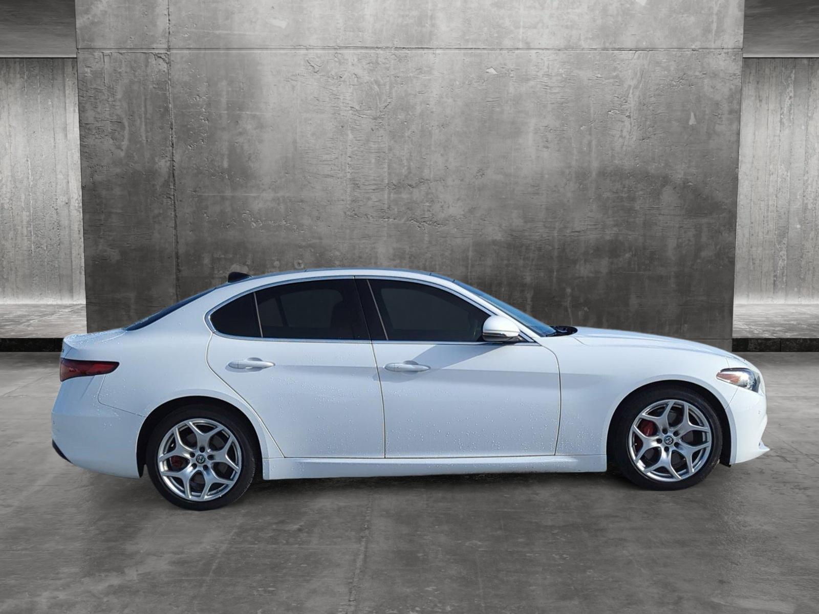 2021 Alfa Romeo Giulia Vehicle Photo in Ft. Myers, FL 33907