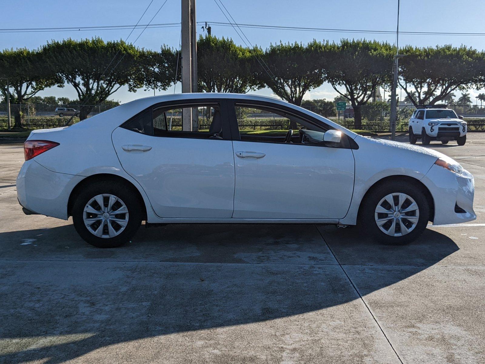 2019 Toyota Corolla Vehicle Photo in Davie, FL 33331