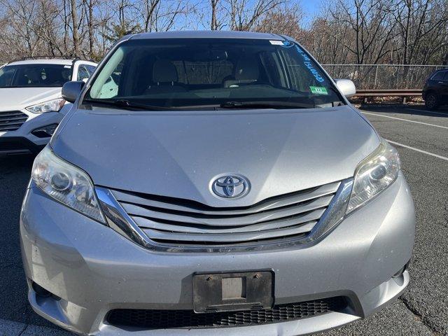 2015 Toyota Sienna Vehicle Photo in Flemington, NJ 08822