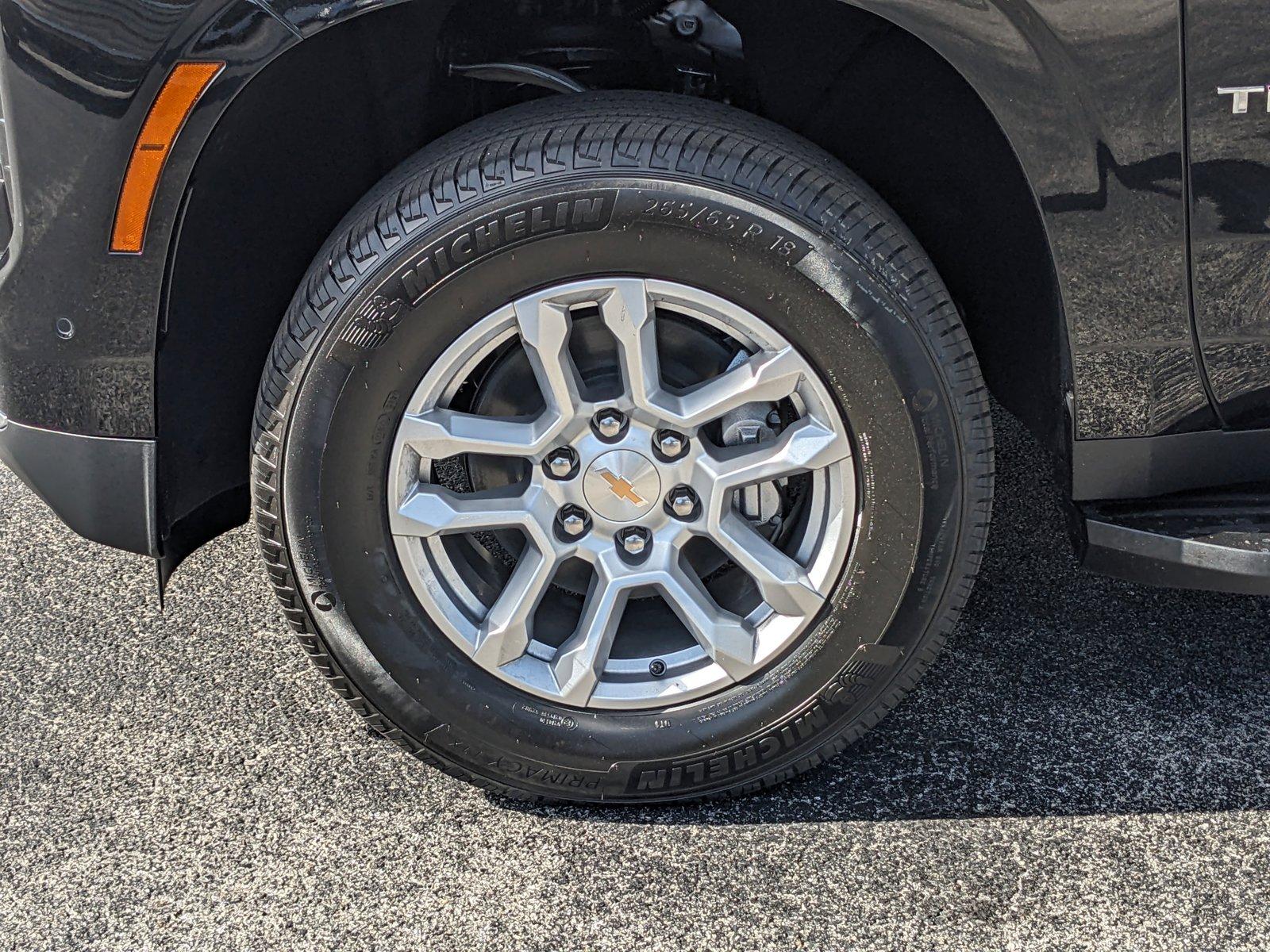 2025 Chevrolet Tahoe Vehicle Photo in GREENACRES, FL 33463-3207