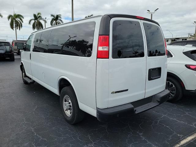 2023 Chevrolet Express Passenger 3500 Vehicle Photo in LIGHTHOUSE POINT, FL 33064-6849