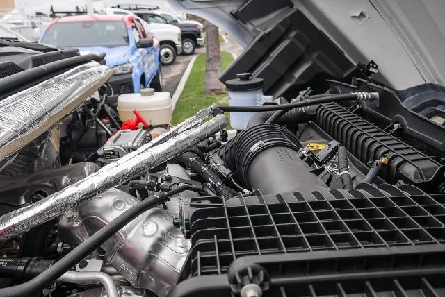 2023 Chevrolet Silverado Chassis Cab Vehicle Photo in VENTURA, CA 93003-8585