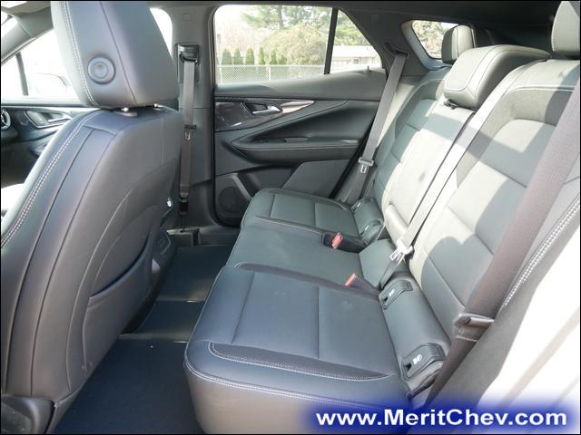 2024 Chevrolet Blazer EV Vehicle Photo in MAPLEWOOD, MN 55119-4794