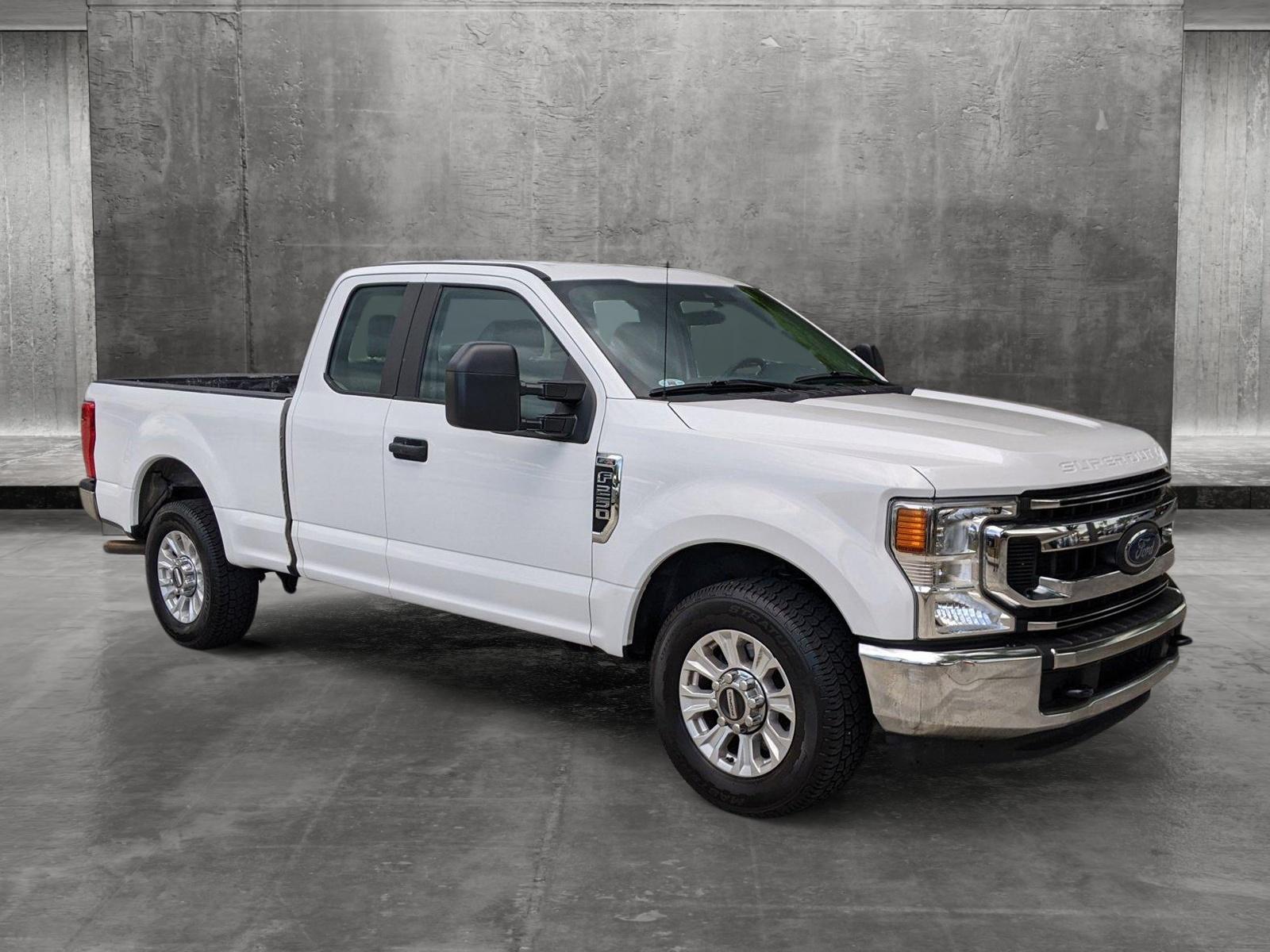 2021 Ford Super Duty F-250 SRW Vehicle Photo in PEMBROKE PINES, FL 33024-6534