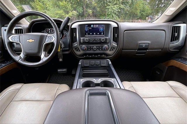 2015 Chevrolet Silverado 2500HD Built After Aug 14 Vehicle Photo in INDEPENDENCE, MO 64055-1314