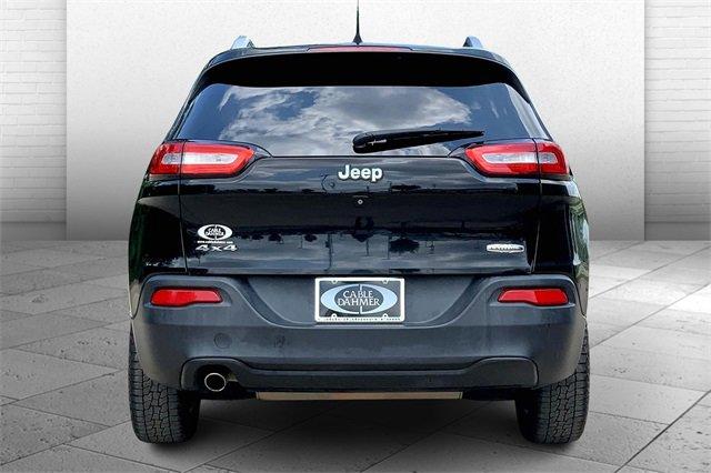 2017 Jeep Cherokee Vehicle Photo in KANSAS CITY, MO 64114-4502