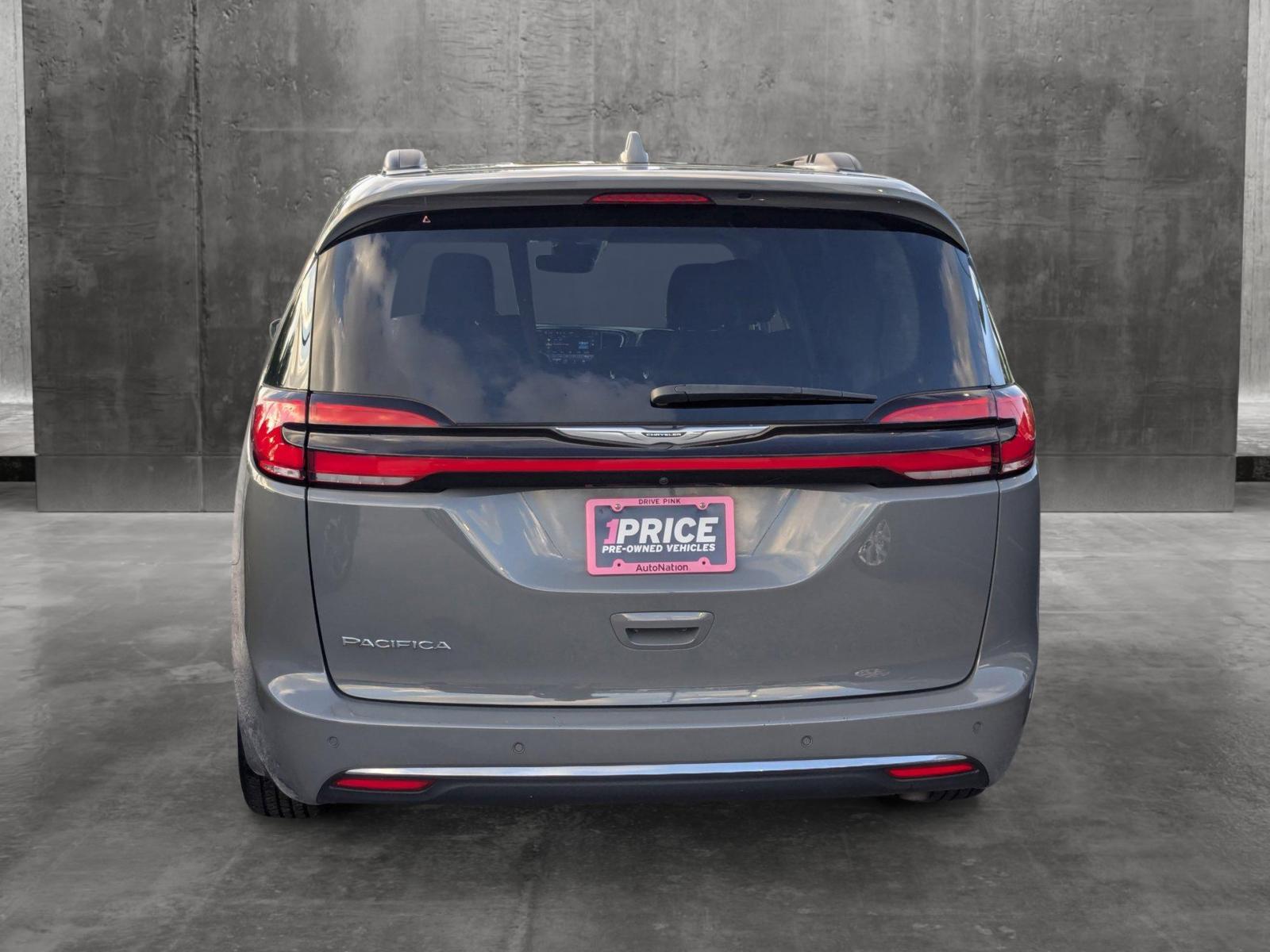 2022 Chrysler Pacifica Vehicle Photo in MIAMI, FL 33134-2699