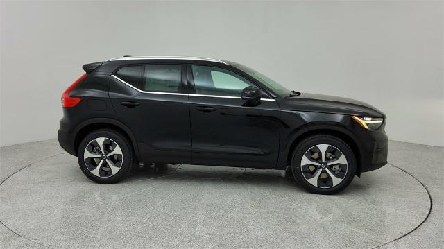 2024 Volvo XC40 Vehicle Photo in Grapevine, TX 76051