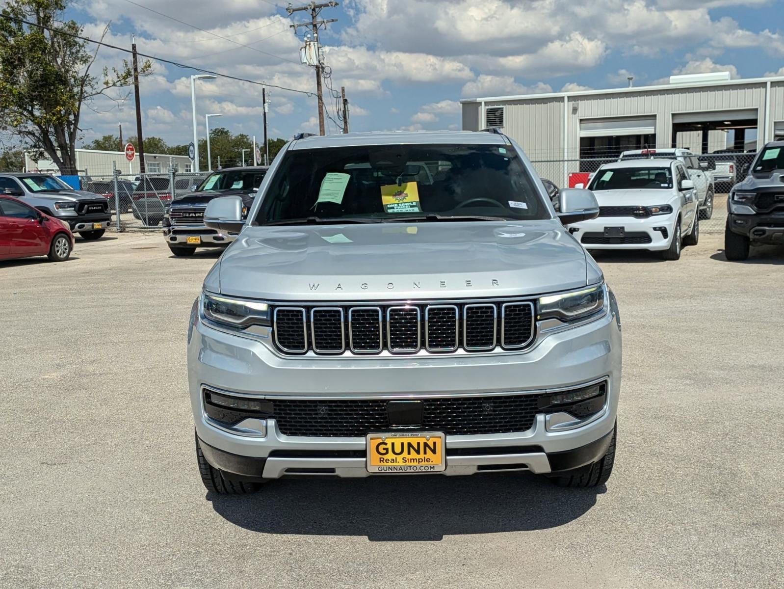 2022 Jeep Wagoneer Vehicle Photo in Seguin, TX 78155