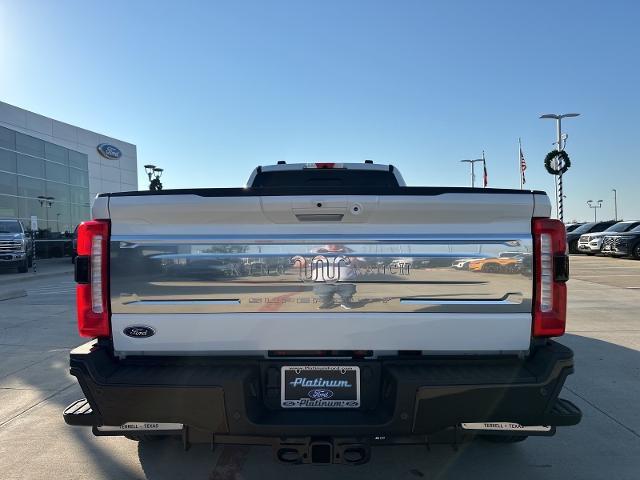 2024 Ford Super Duty F-350 DRW Vehicle Photo in Terrell, TX 75160