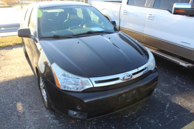 2009 Ford Focus Vehicle Photo in Green Bay, WI 54304