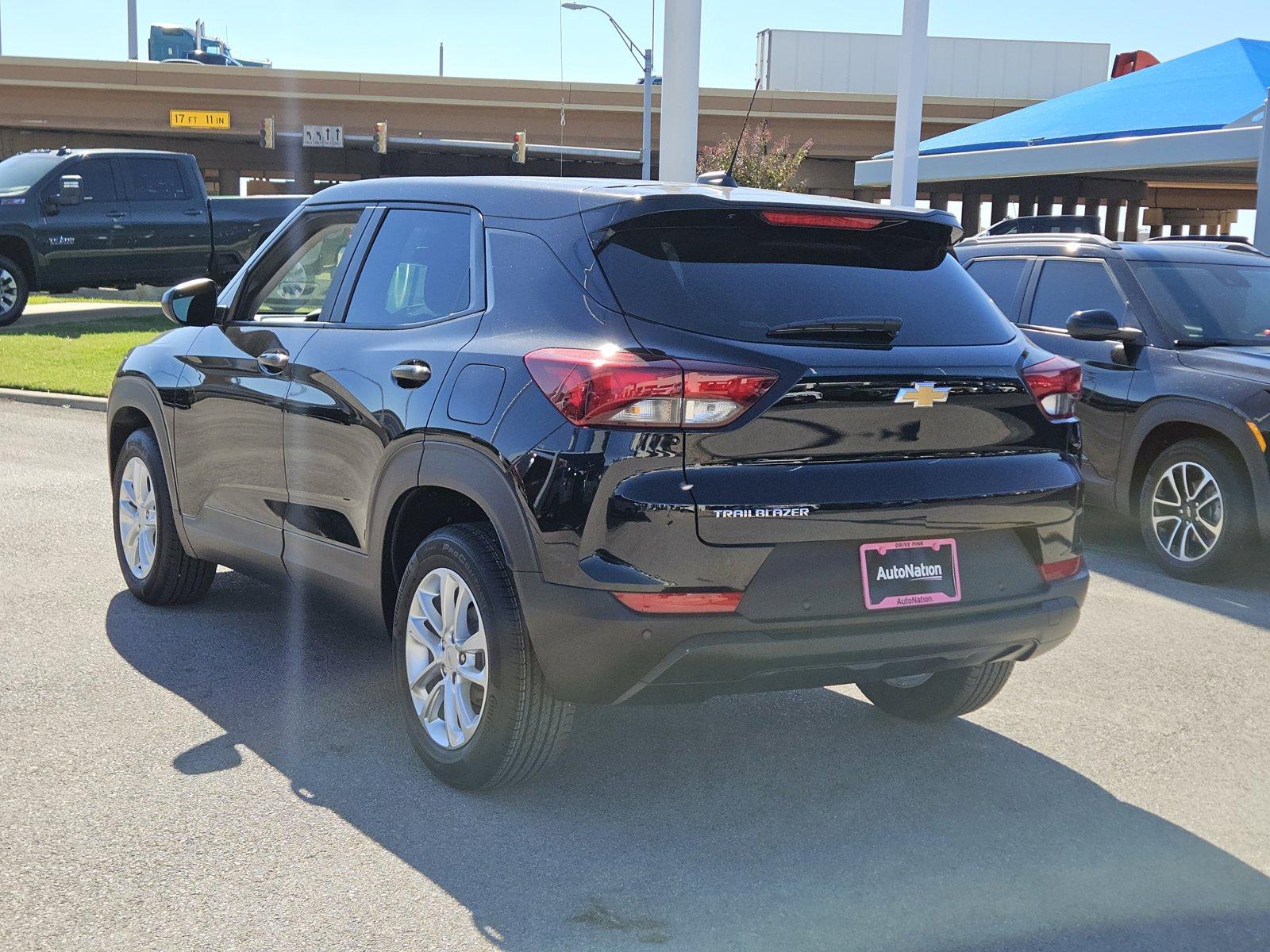 2025 Chevrolet Trailblazer Vehicle Photo in NORTH RICHLAND HILLS, TX 76180-7199