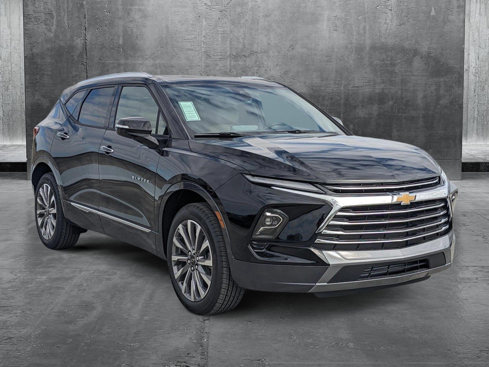 2025 Chevrolet Blazer Vehicle Photo in MIAMI, FL 33172-3015