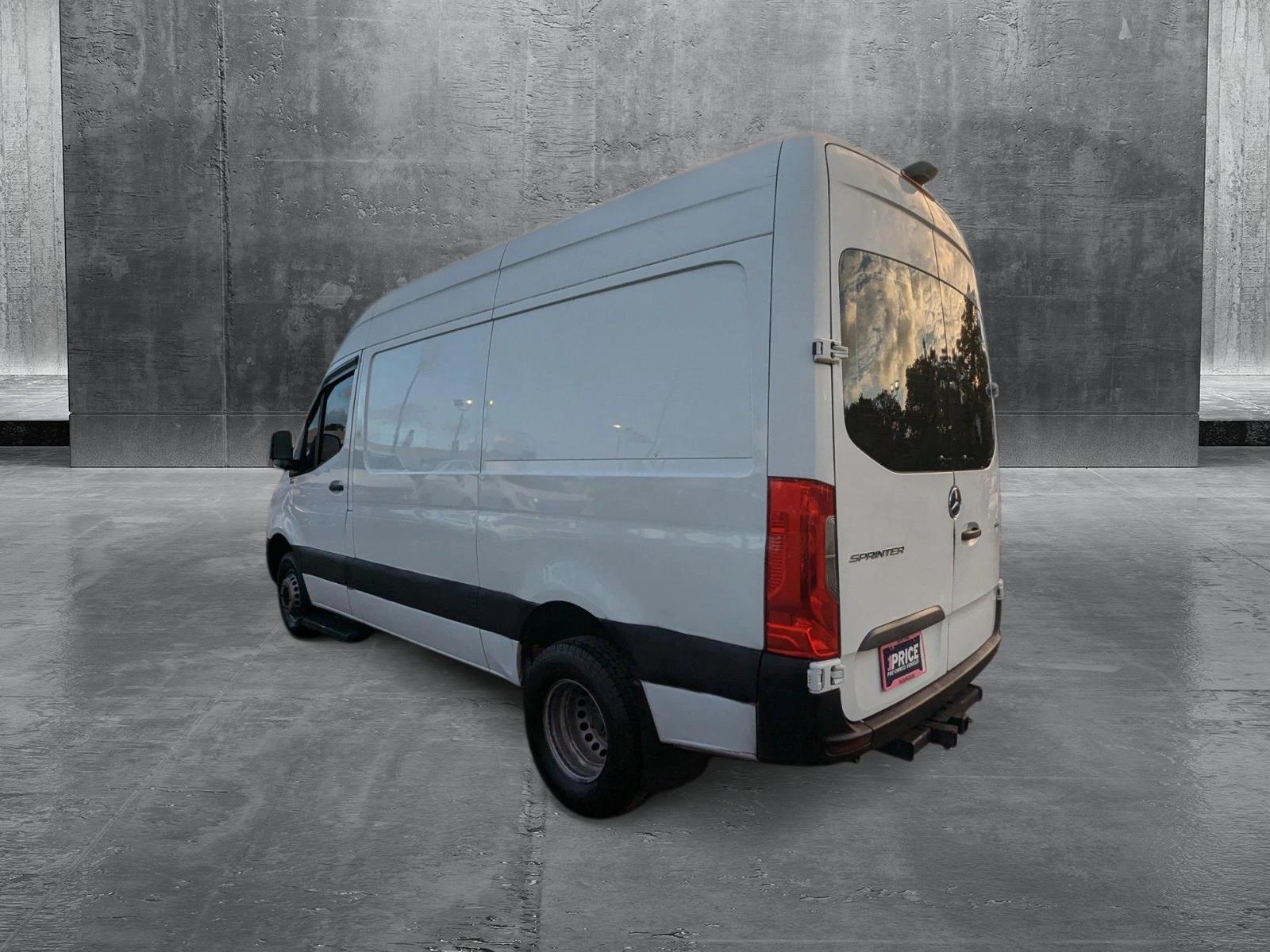 2019 Mercedes-Benz Sprinter Cargo Van Vehicle Photo in MIAMI, FL 33134-2699